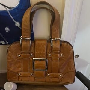 Elegant Tan Leather Handbag